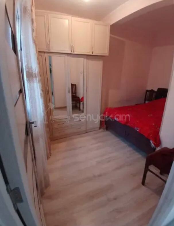 3 Սենյականոց Բնակարան, 43քմ, 2/9 հարկ, Կոսմետիկ Վերանորոգված