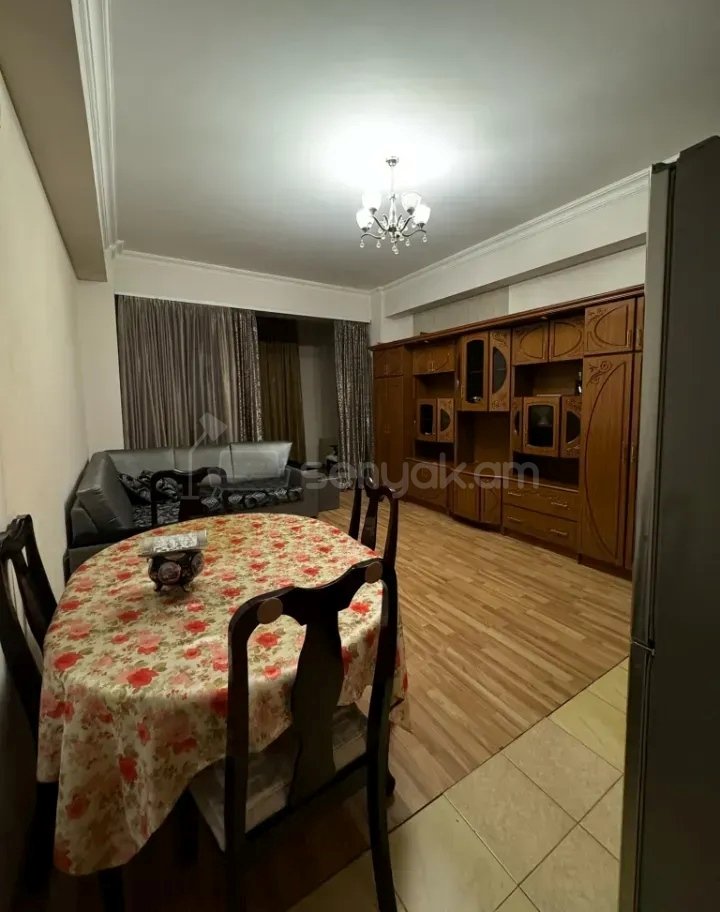 2 Սենյականոց Բնակարան Նորակառույցում, 40քմ, 7/18 հարկ, Կապիտալ Վերանորոգված