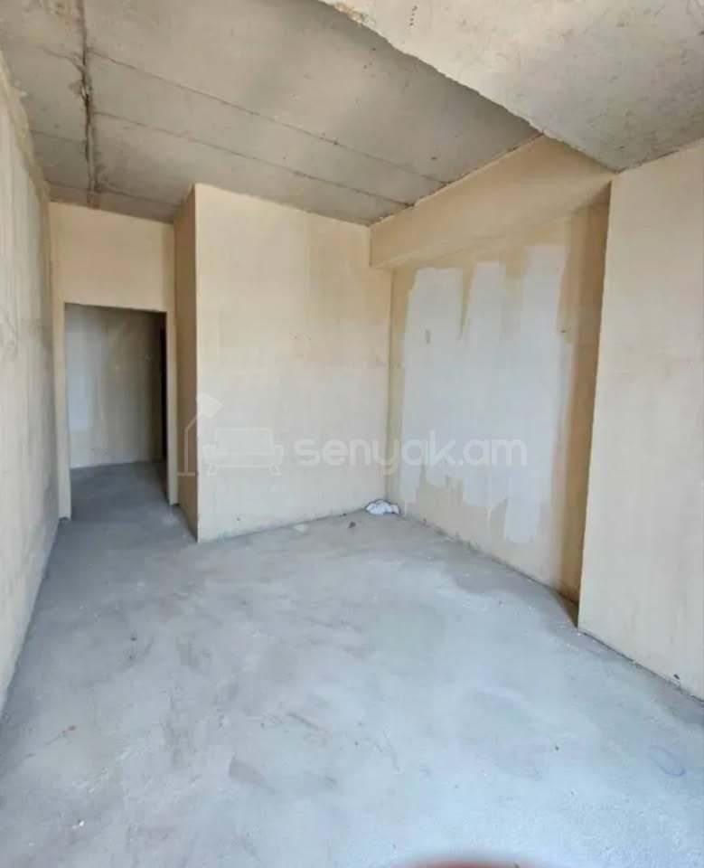 3 Սենյականոց Բնակարան Նորակառույցում, 100քմ, 13/16 հարկ, Զրոյական Վիճակում