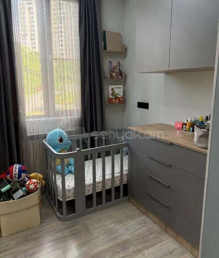 2 Սենյականոց Բնակարան Քարե Շենքում, 42քմ, 4/5 հարկ, Կապիտալ Վերանորոգված