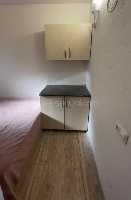 2 Սենյականոց Բնակարան Քարե Շենքում, 62քմ, 1/1 հարկ, Կապիտալ Վերանորոգված, Կահավորված
