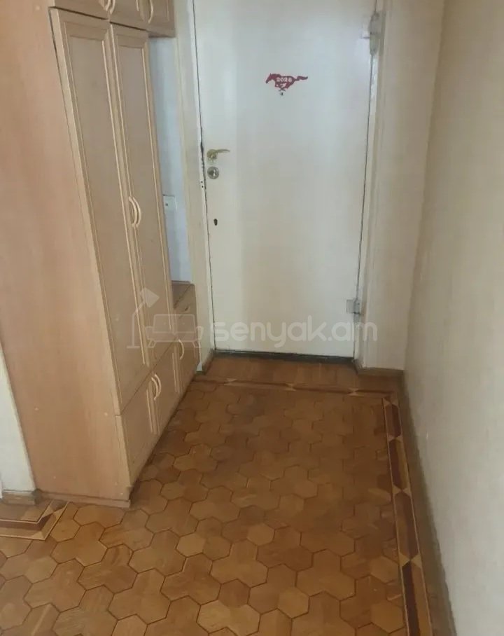 4 Սենյականոց Բնակարան Քարե Շենքում, 92քմ, 6/16 հարկ, Կապիտալ Վերանորոգված, Կահավորված