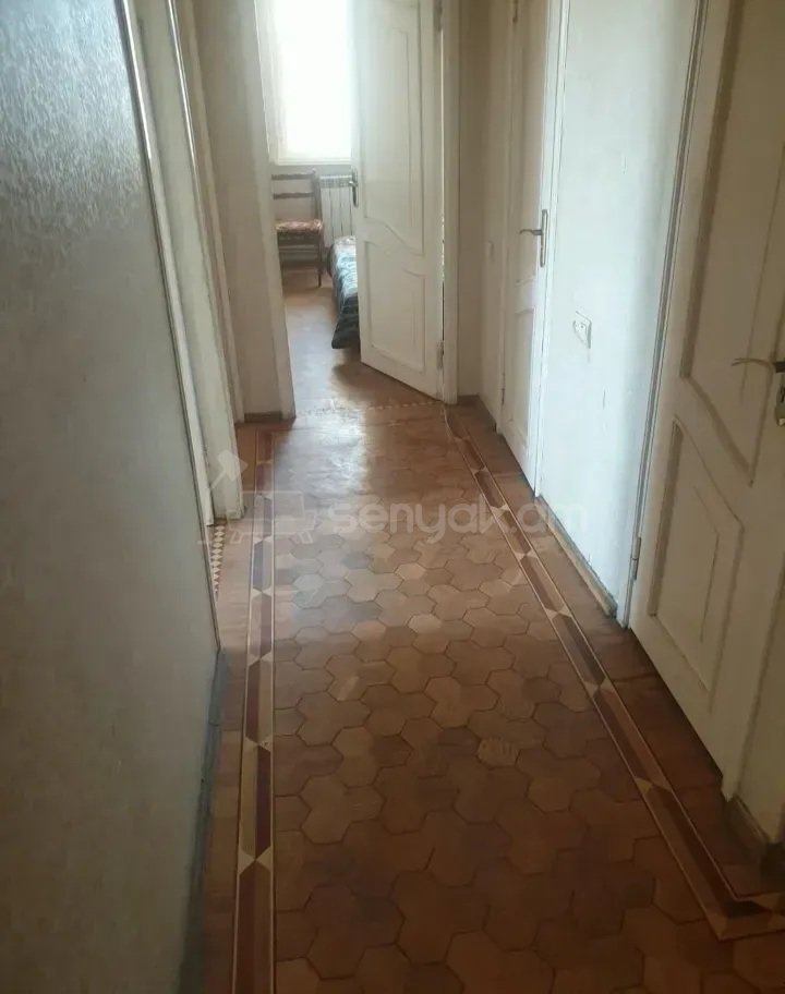 4 Սենյականոց Բնակարան Քարե Շենքում, 92քմ, 6/16 հարկ, Կապիտալ Վերանորոգված, Կահավորված