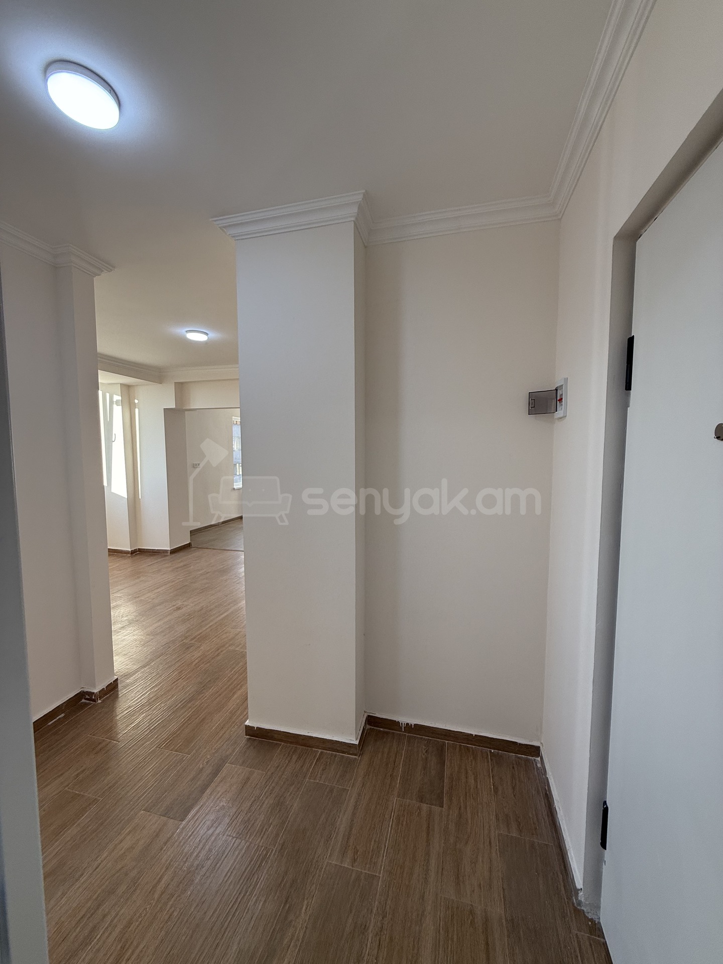 2 Սենյականոց Բնակարան, 45քմ, 8/13 հարկ, Կապիտալ Վերանորոգված