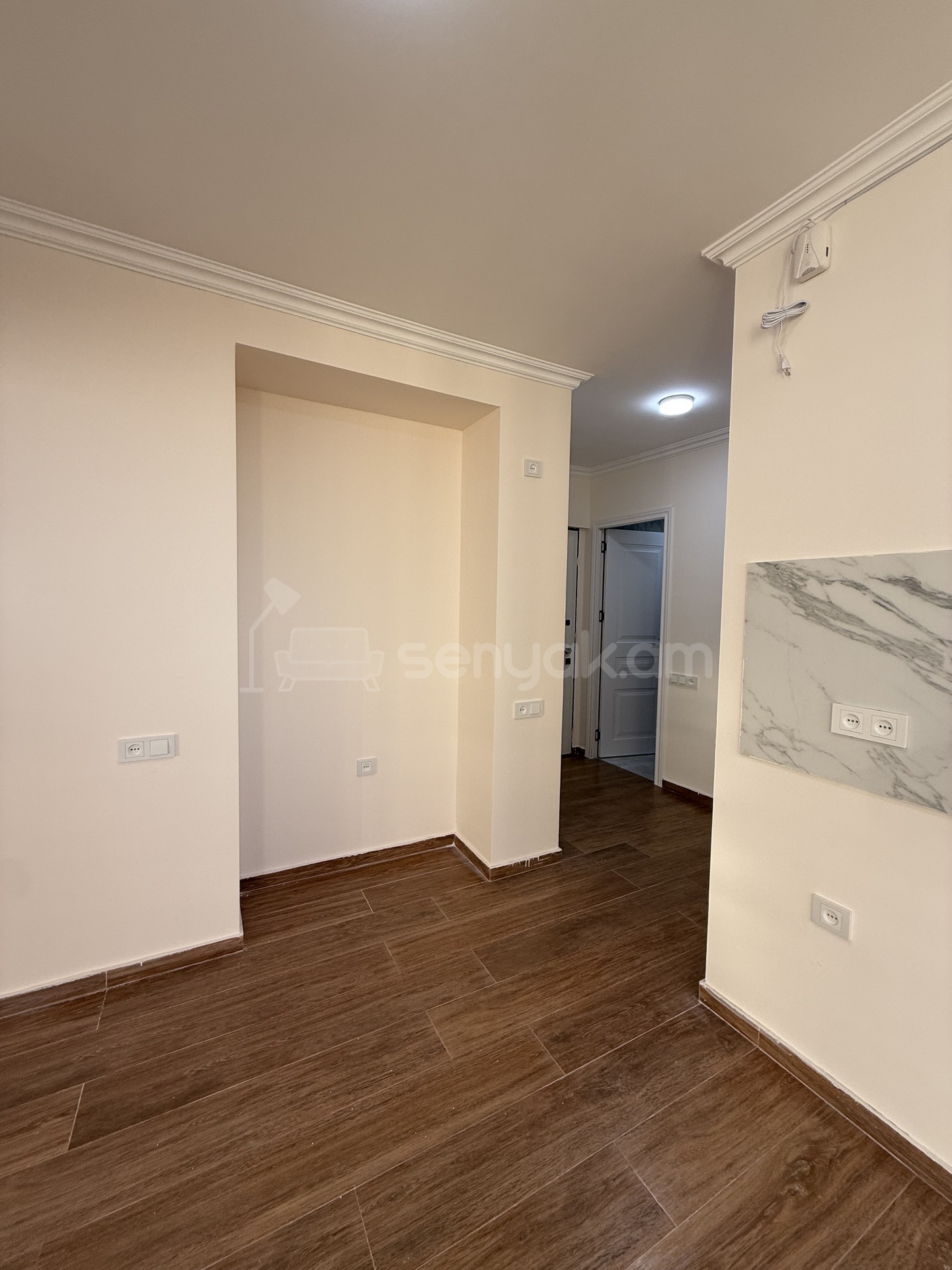 2 Սենյականոց Բնակարան, 45քմ, 8/13 հարկ, Կապիտալ Վերանորոգված