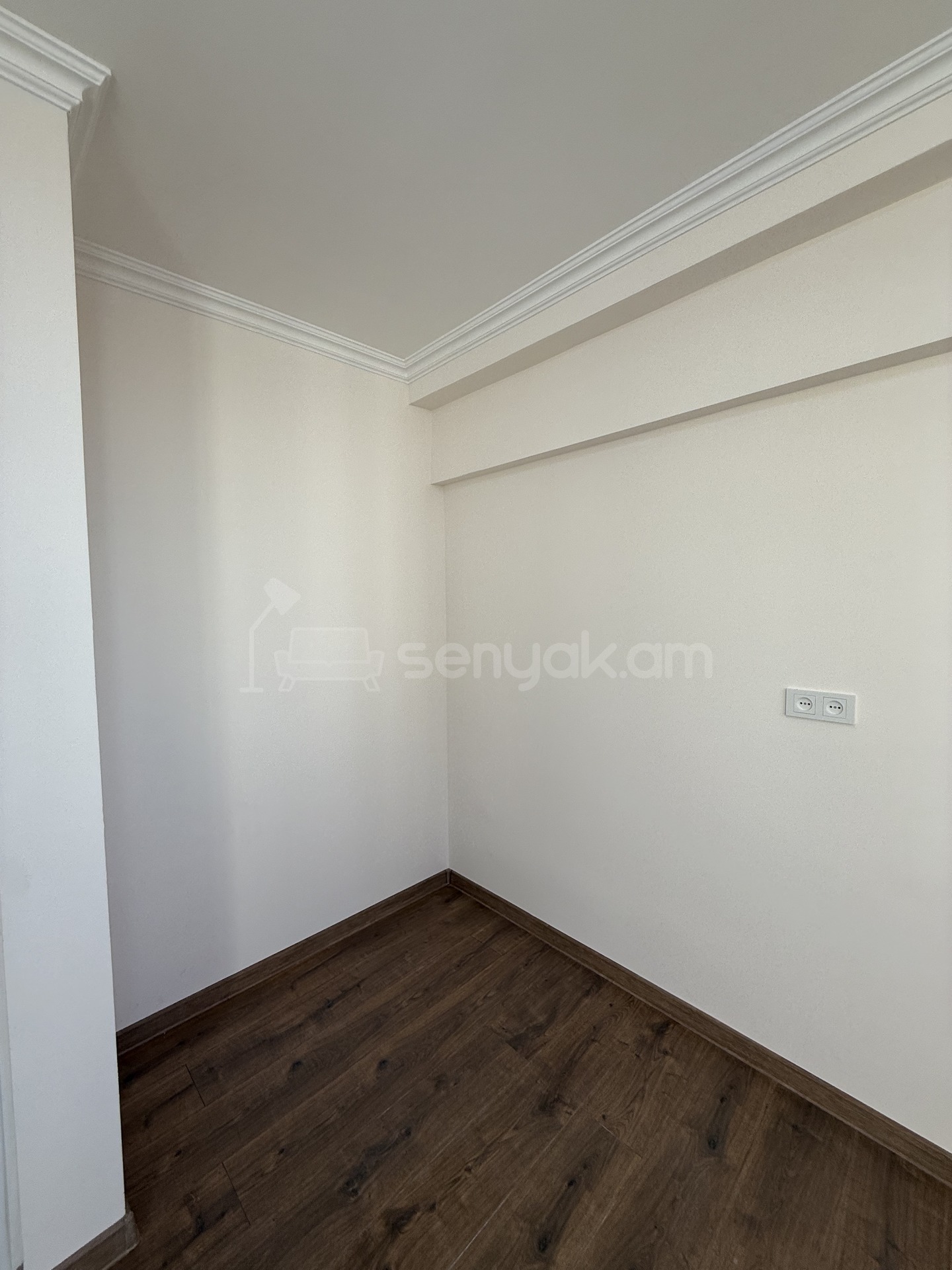 2 Սենյականոց Բնակարան, 45քմ, 8/13 հարկ, Կապիտալ Վերանորոգված