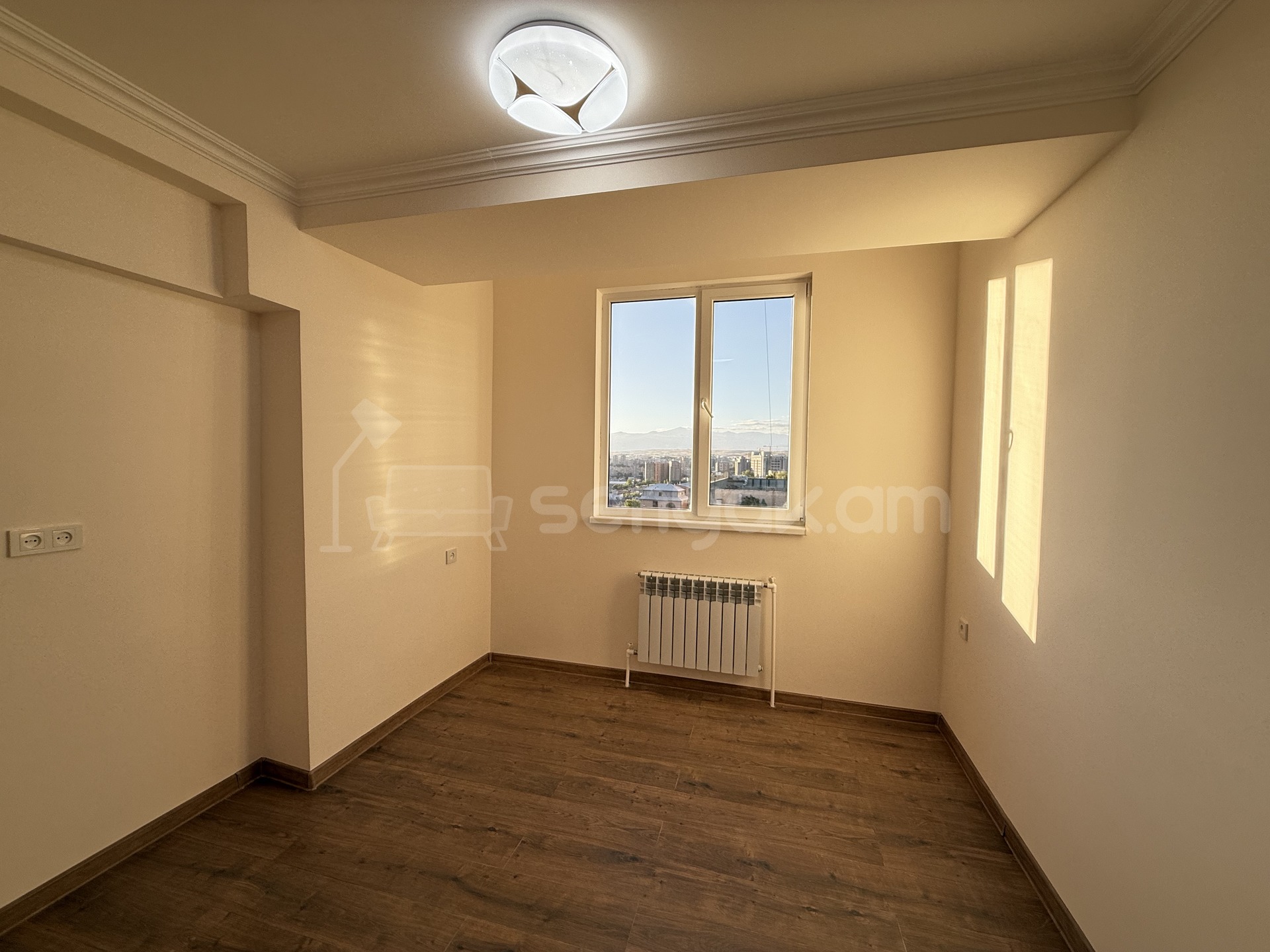 2 Սենյականոց Բնակարան, 45քմ, 8/13 հարկ, Կապիտալ Վերանորոգված