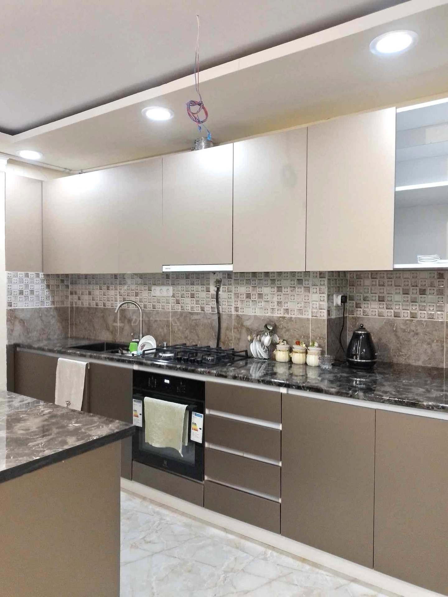 2 Սենյականոց Բնակարան, 78քմ, 1/4 հարկ, Դիզայներական Վերանորոգված, Կահավորված, Արևկող
