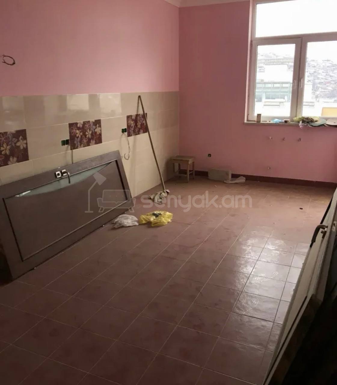 4 Սենյականոց Բնակարան, 133քմ, 5/10 հարկ, Կապիտալ Վերանորոգված