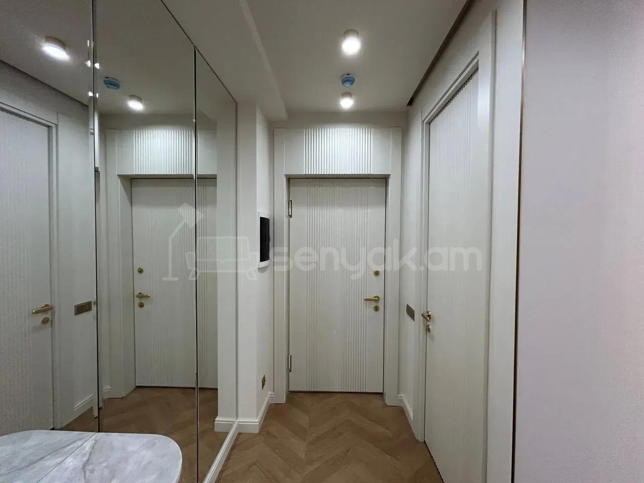 3 Սենյականոց Բնակարան Նորակառույցում, 97քմ, 4/15 հարկ, Դիզայներական Վերանորոգված