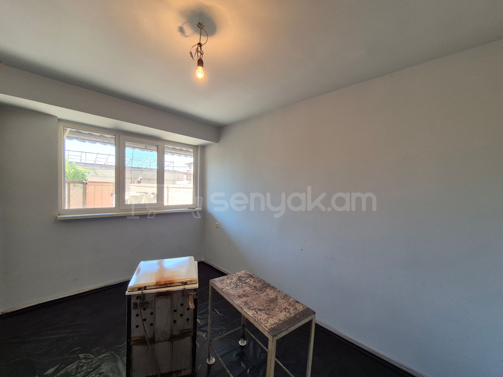 2 Սենյականոց Բնակարան Քարե Շենքում, 41քմ, 1/5 հարկ, Կոսմետիկ Վերանորոգված