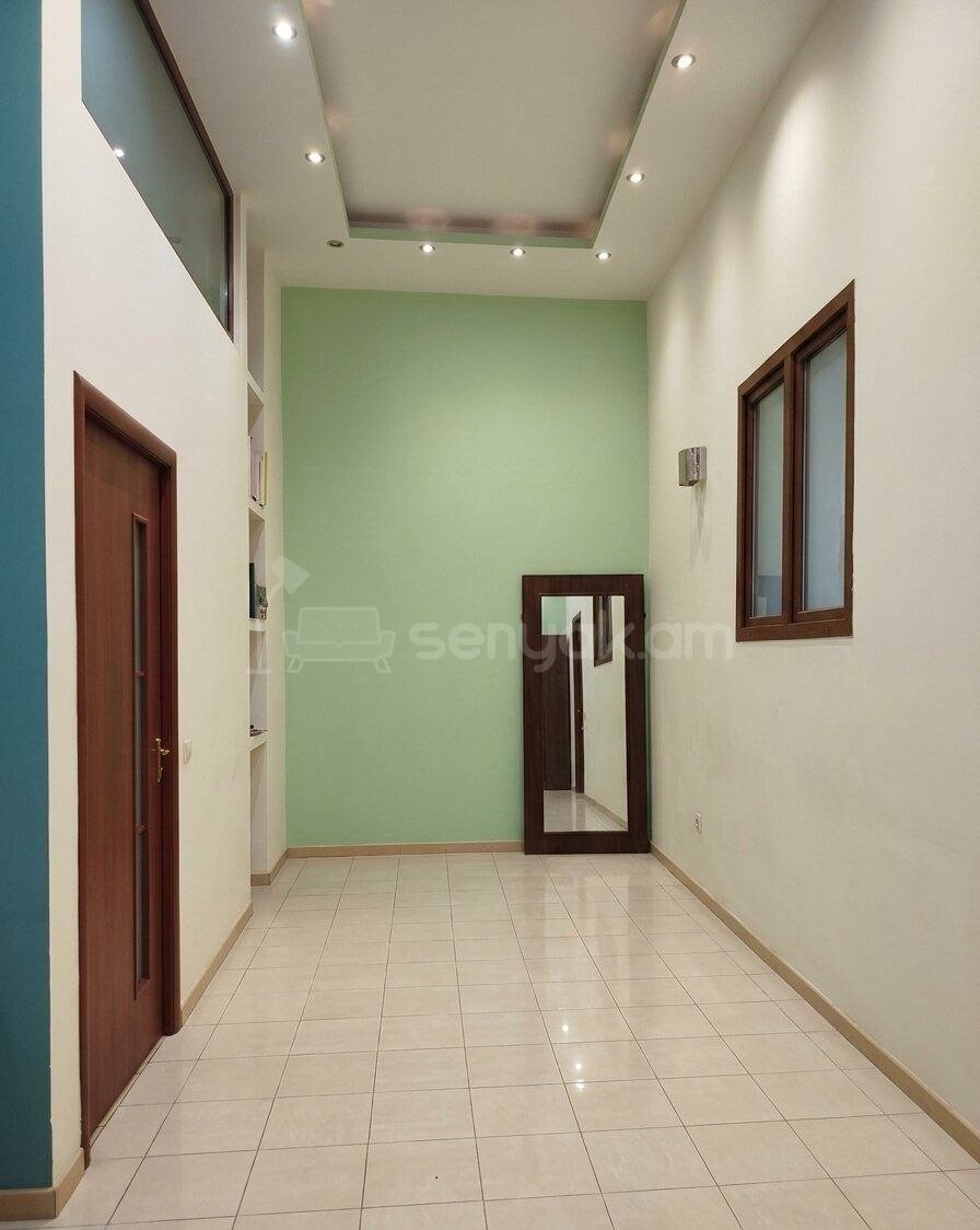 5 Սենյականոց Բնակարան Քարե Շենքում, 89քմ, 2/4 հարկ, Կոսմետիկ Վերանորոգված