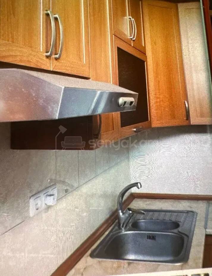 4 Սենյականոց Բնակարան Քարե Շենքում, 62քմ, 4/4 հարկ, Կոսմետիկ Վերանորոգված, Կահավորված