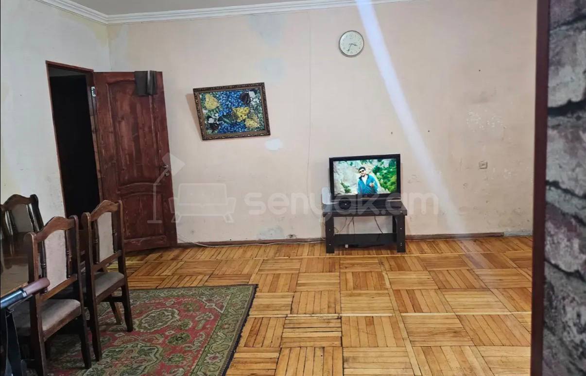 5 Սենյականոց Բնակարան, 82քմ, 15/16 հարկ, Նորմալ Վիճակում
