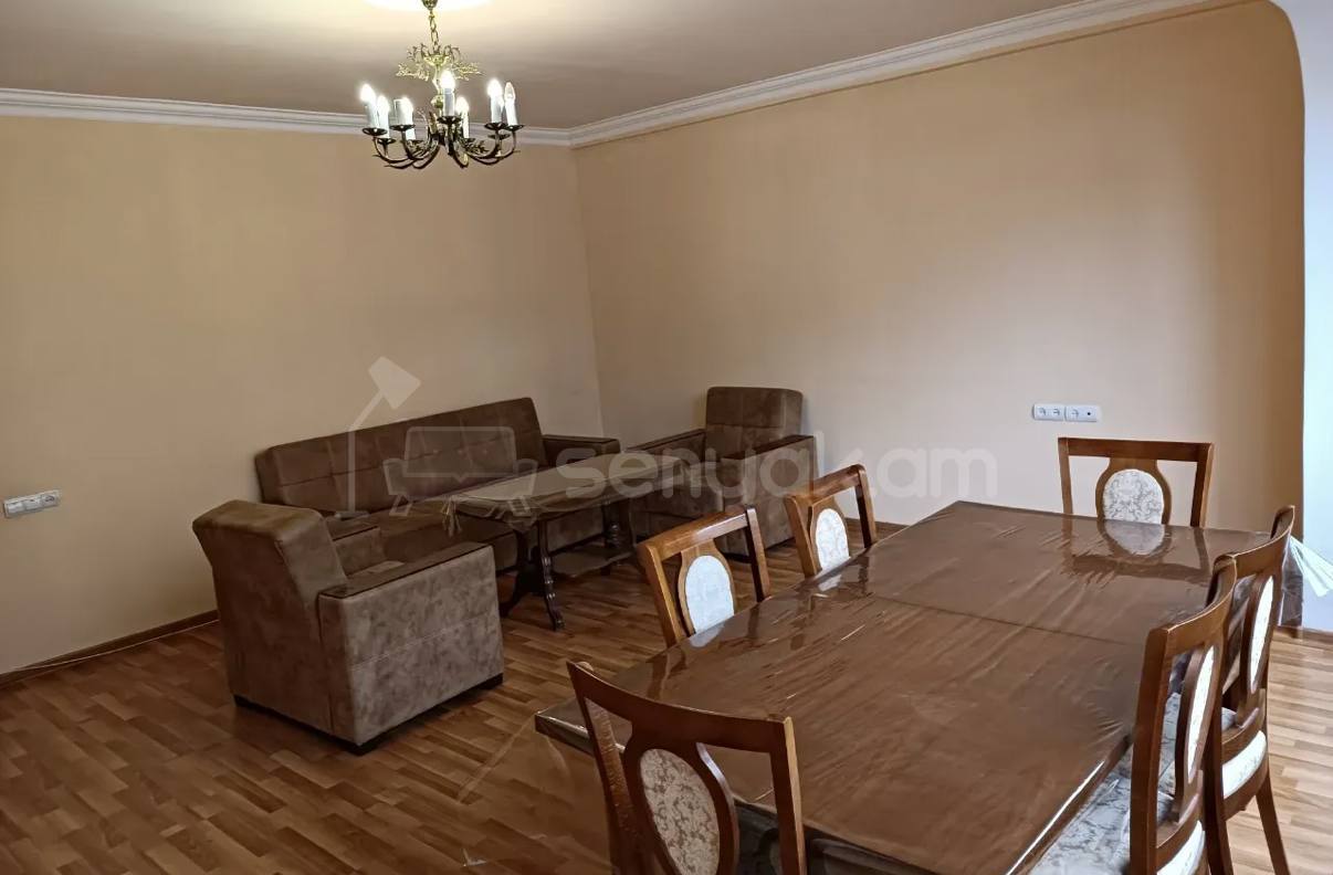 3 Սենյականոց Բնակարան, 78քմ, 4/9 հարկ, Կապիտալ Վերանորոգված, Կահավորված