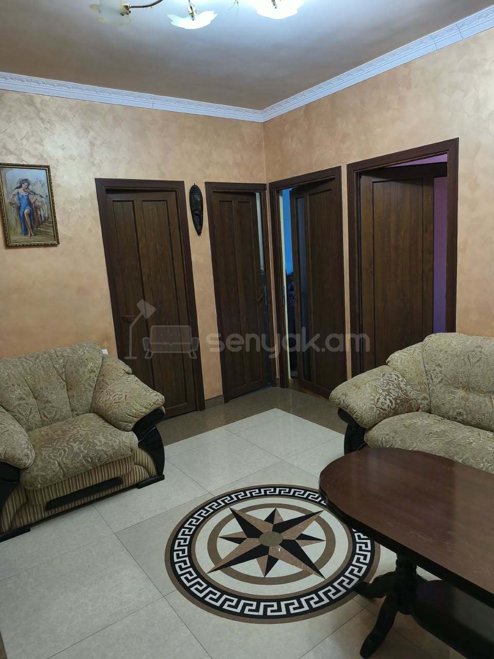 3 Սենյականոց Բնակարան Քարե Շենքում, 80քմ, 3/5 հարկ, Նորմալ Վիճակում, Կահավորված