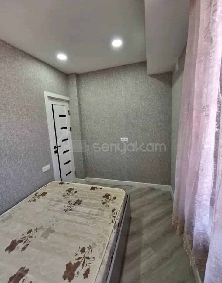 2 Սենյականոց Բնակարան, 37քմ, 9/9 հարկ, Կապիտալ Վերանորոգված, Կահավորված
