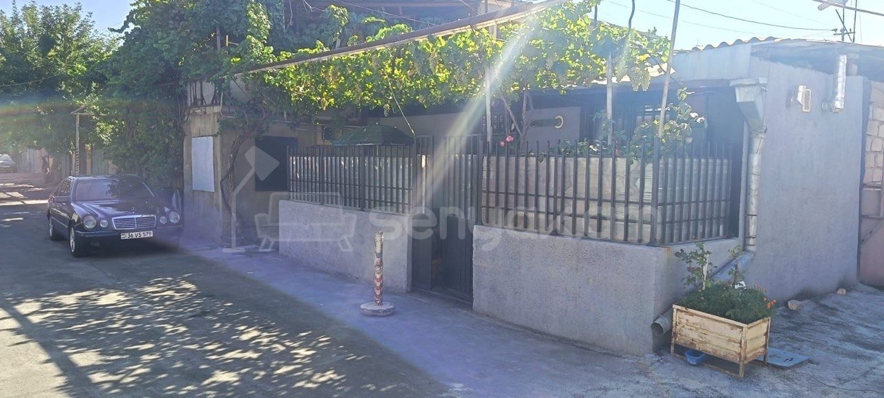 4 Սենյականոց Սեփական Տուն, 90քմ, Կապիտալ Վերանորոգված
