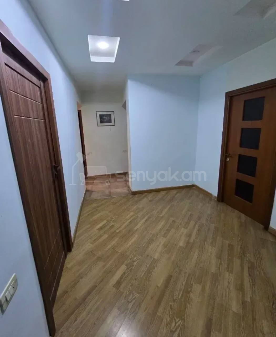 3 Սենյականոց Բնակարան, 80քմ, 11/11 հարկ, Կապիտալ Վերանորոգված, Կահավորված