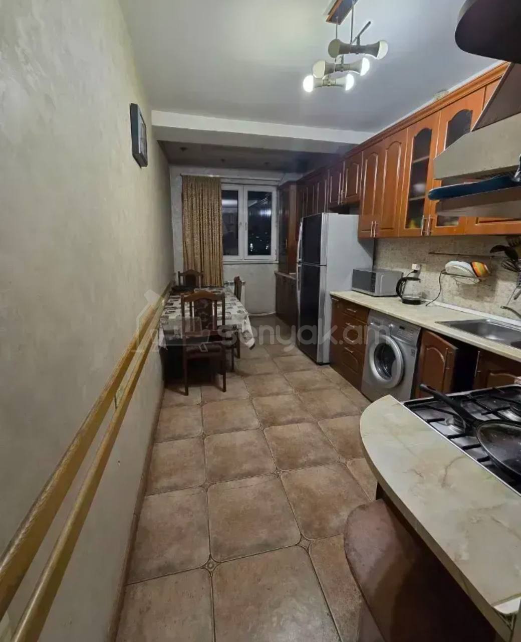 3 Սենյականոց Բնակարան, 80քմ, 11/11 հարկ, Կապիտալ Վերանորոգված, Կահավորված