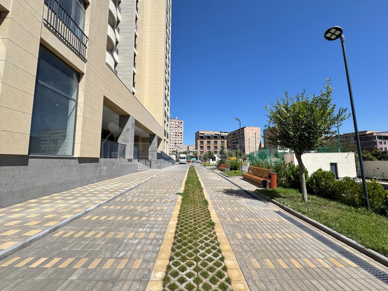3 Սենյականոց Բնակարան Նորակառույցում, 117քմ, 19/25 հարկ, Զրոյական Վիճակում