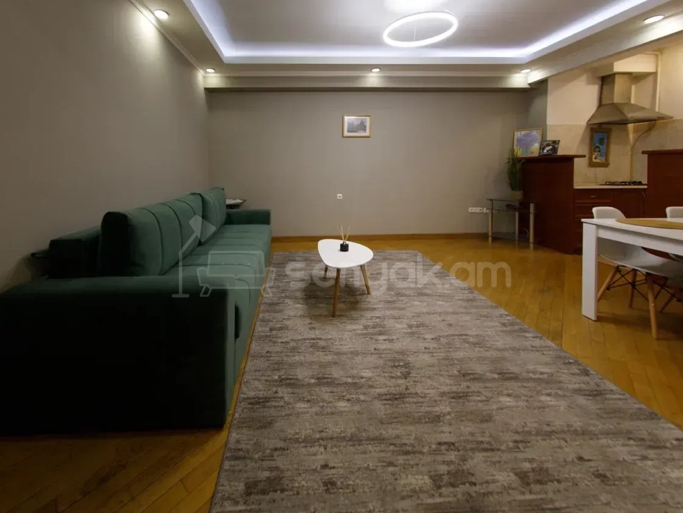2 Սենյականոց Բնակարան, 45քմ, 2/10 հարկ, Կապիտալ Վերանորոգված, Կահավորված