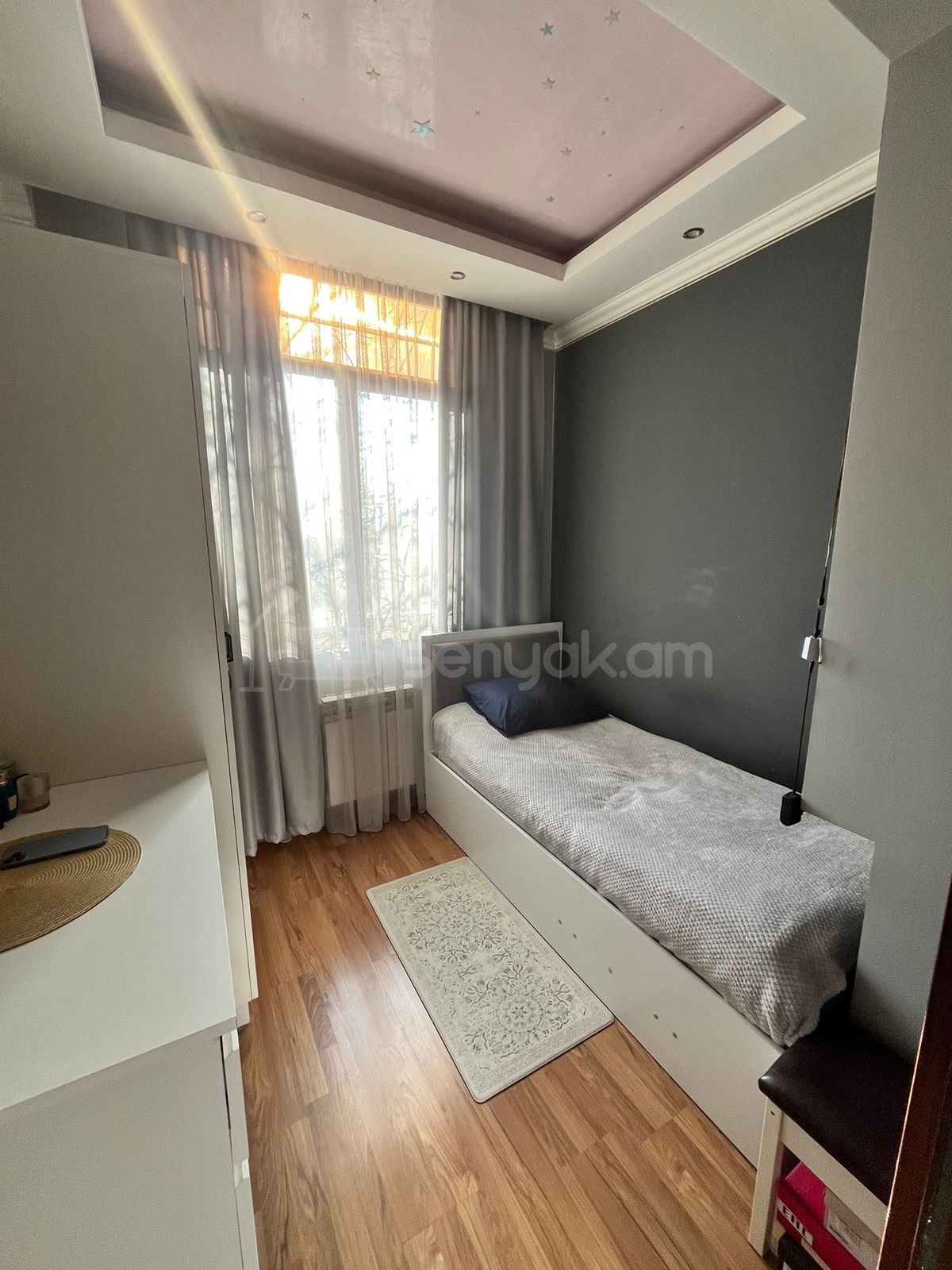 3 Սենյականոց Բնակարան Քարե Շենքում, 78քմ, 2/5 հարկ, Կապիտալ Վերանորոգված