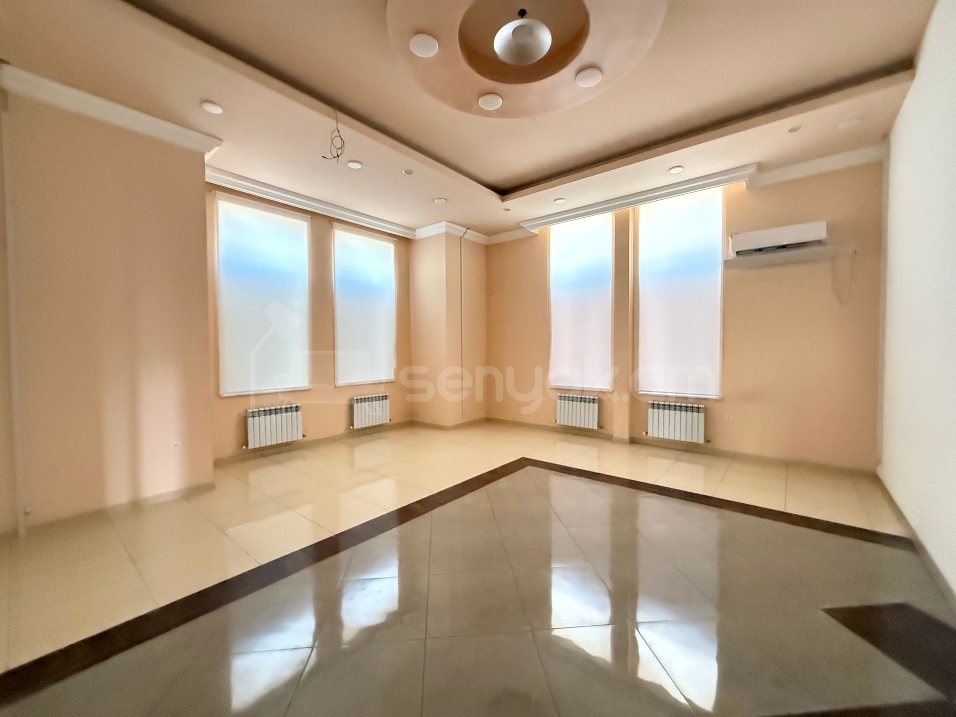 Օֆիսային Տարածք, 1300քմ, Կապիտալ Վերանորոգված