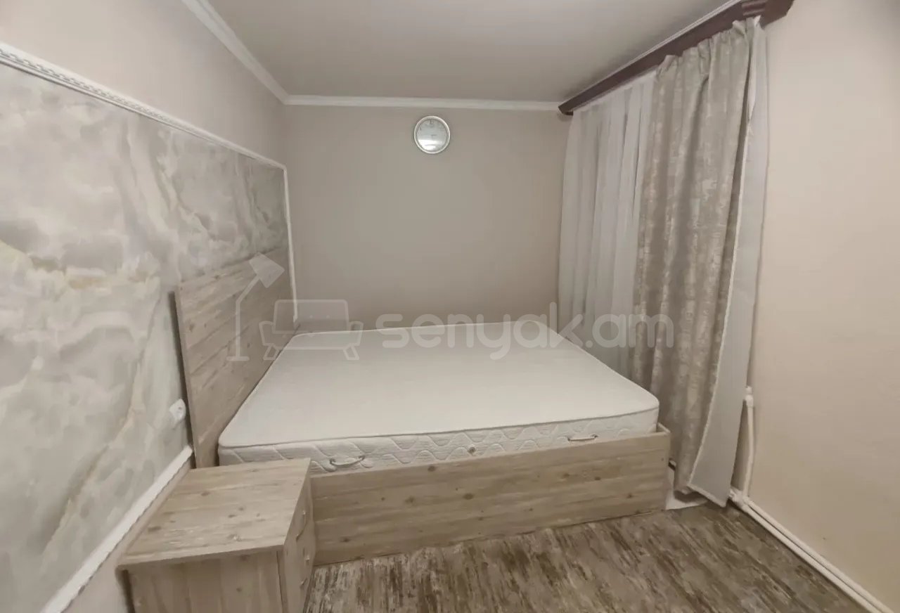 3 Սենյականոց Սեփական Տուն, 10քմ, Նորմալ Վիճակում, Կահավորված