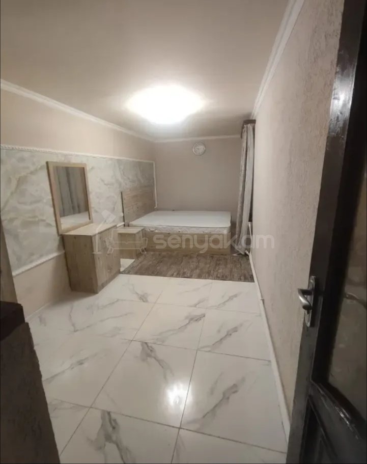 3 Սենյականոց Սեփական Տուն, 10քմ, Նորմալ Վիճակում, Կահավորված
