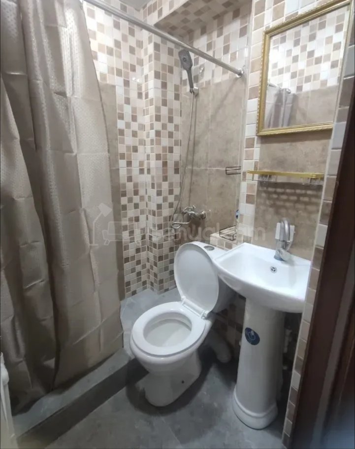 3 Սենյականոց Սեփական Տուն, 10քմ, Նորմալ Վիճակում, Կահավորված