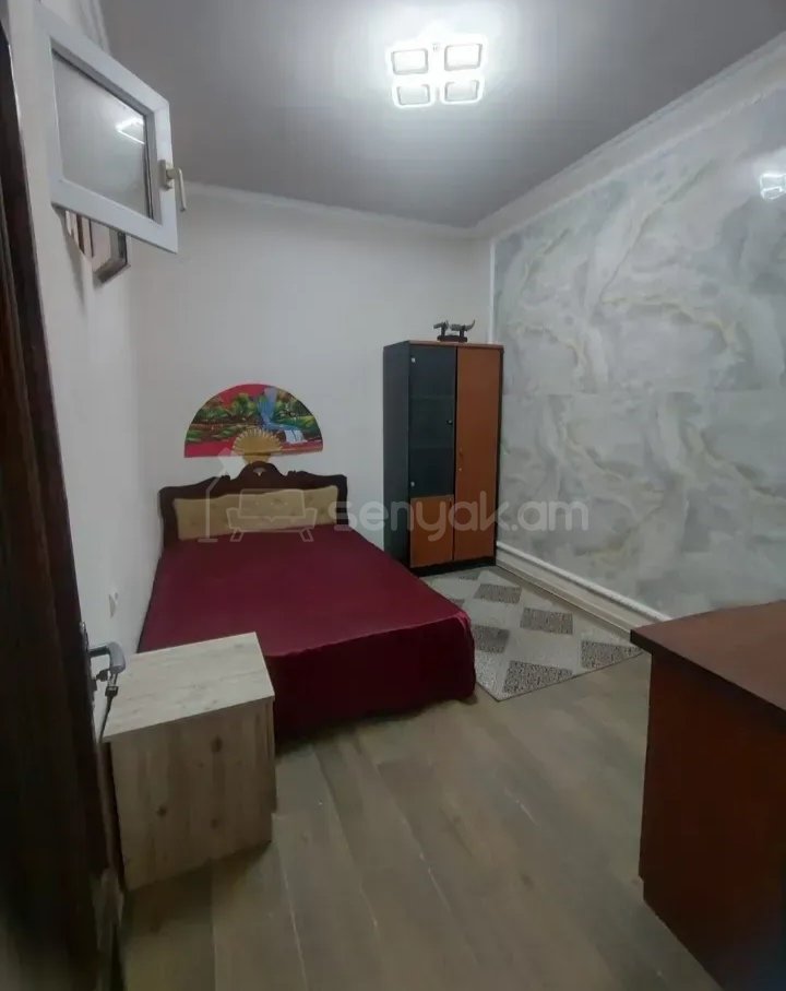3 Սենյականոց Սեփական Տուն, 10քմ, Նորմալ Վիճակում, Կահավորված