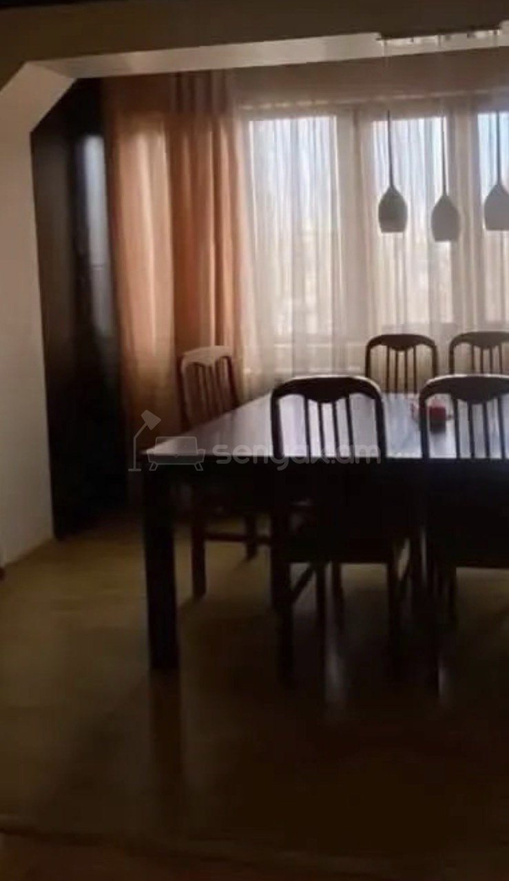 3 Սենյականոց Բնակարան, 73քմ, 3/9 հարկ, Կապիտալ Վերանորոգված