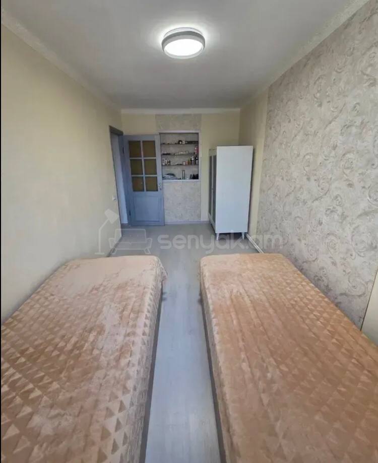 3 Սենյականոց Բնակարան, 74քմ, 2/4 հարկ, Կոսմետիկ Վերանորոգված