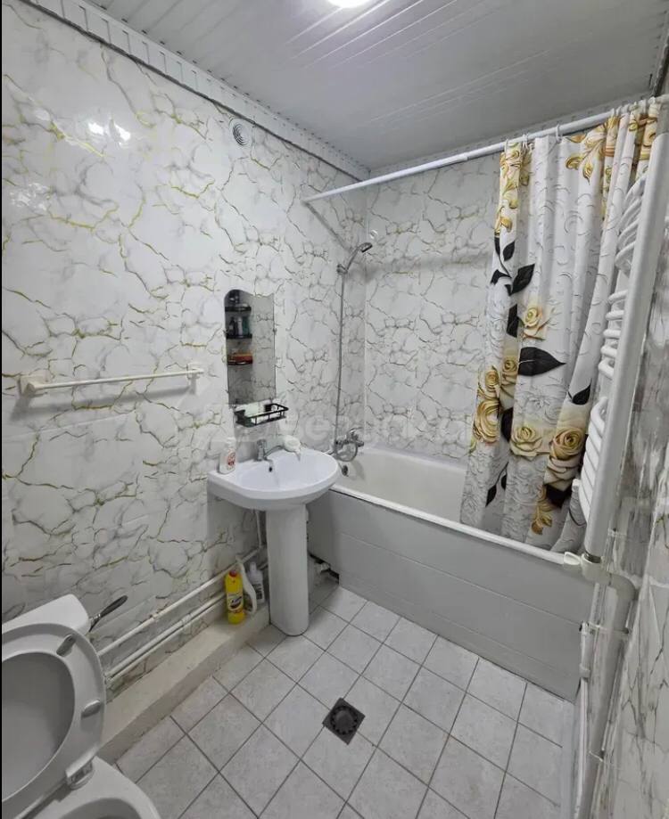 3 Սենյականոց Բնակարան, 74քմ, 2/4 հարկ, Կոսմետիկ Վերանորոգված