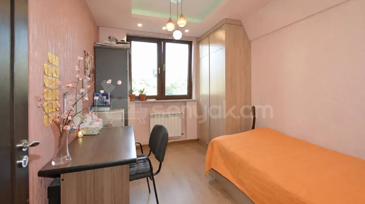 5 Սենյականոց Բնակարան, 147քմ, 5/8 հարկ, Դիզայներական Վերանորոգված