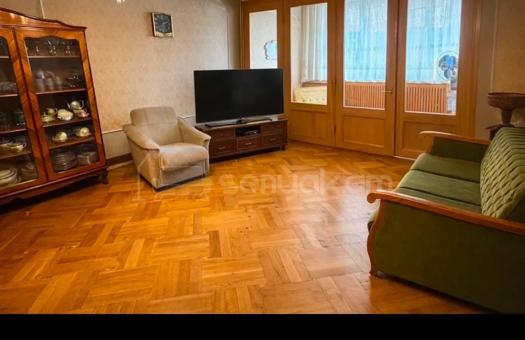 3 Սենյականոց Բնակարան Քարե Շենքում, 79քմ, 5/5 հարկ, Կոսմետիկ Վերանորոգված