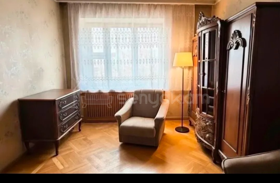 3 Սենյականոց Բնակարան Քարե Շենքում, 79քմ, 5/5 հարկ, Կոսմետիկ Վերանորոգված