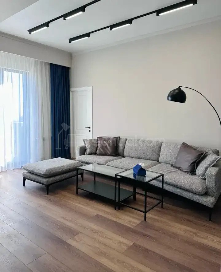 3 Սենյականոց Բնակարան Նորակառույցում, 80քմ, 6/9 հարկ, Դիզայներական Վերանորոգված, Կահավորված