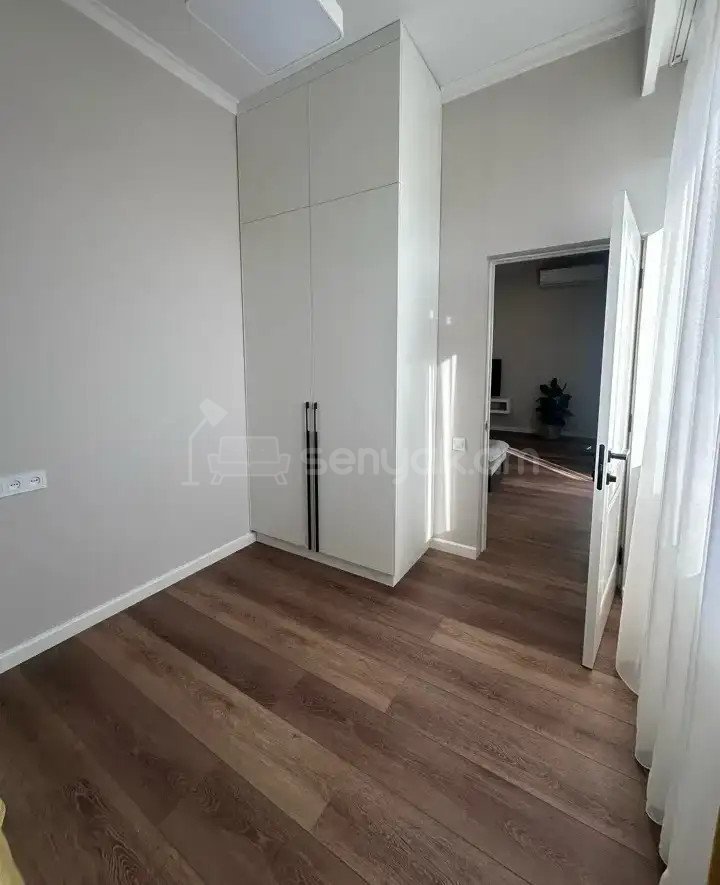 3 Սենյականոց Բնակարան Նորակառույցում, 80քմ, 6/9 հարկ, Դիզայներական Վերանորոգված, Կահավորված