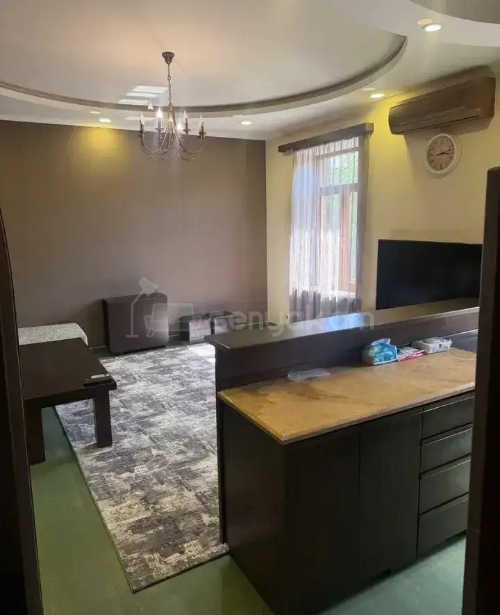 2 Սենյականոց Բնակարան Քարե Շենքում, 60քմ, 3/4 հարկ, Կապիտալ Վերանորոգված, Կահավորված