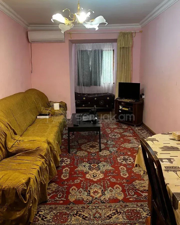 2 Սենյականոց Բնակարան Քարե Շենքում, 56քմ, 2/4 հարկ, Պետական Վիճակում