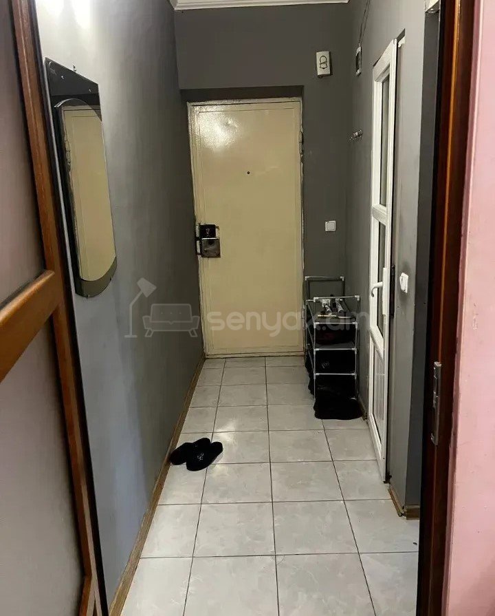 2 Սենյականոց Բնակարան Քարե Շենքում, 56քմ, 2/4 հարկ, Պետական Վիճակում
