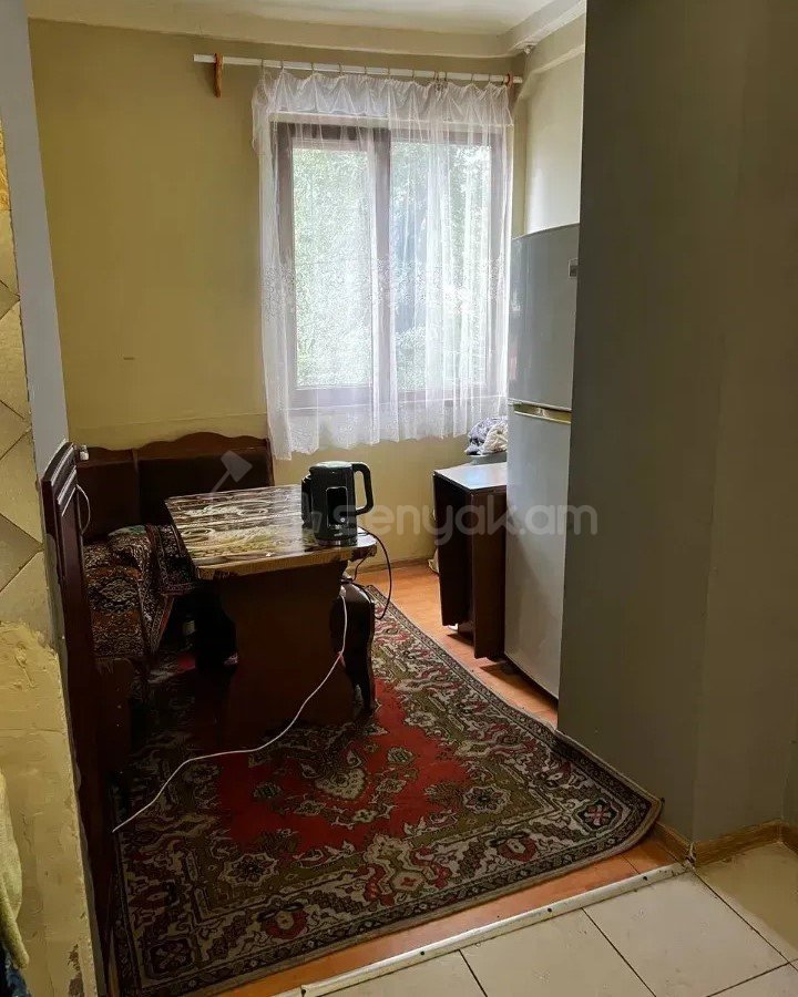 2 Սենյականոց Բնակարան Քարե Շենքում, 56քմ, 2/4 հարկ, Պետական Վիճակում