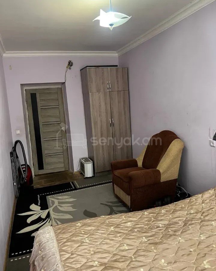 2 Սենյականոց Բնակարան Քարե Շենքում, 56քմ, 2/4 հարկ, Պետական Վիճակում