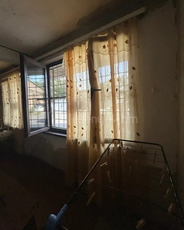 2 Սենյականոց Բնակարան Քարե Շենքում, 53քմ, 1/5 հարկ, Պետական Վիճակում