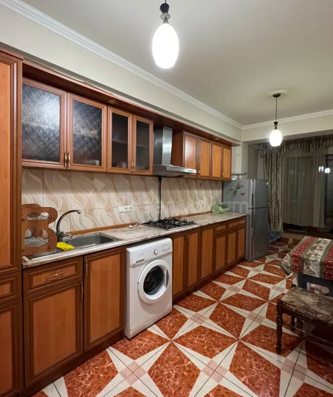 3 Սենյականոց Բնակարան, 100քմ, 9/9 հարկ, Կապիտալ Վերանորոգված, Կահավորված, Արևկող