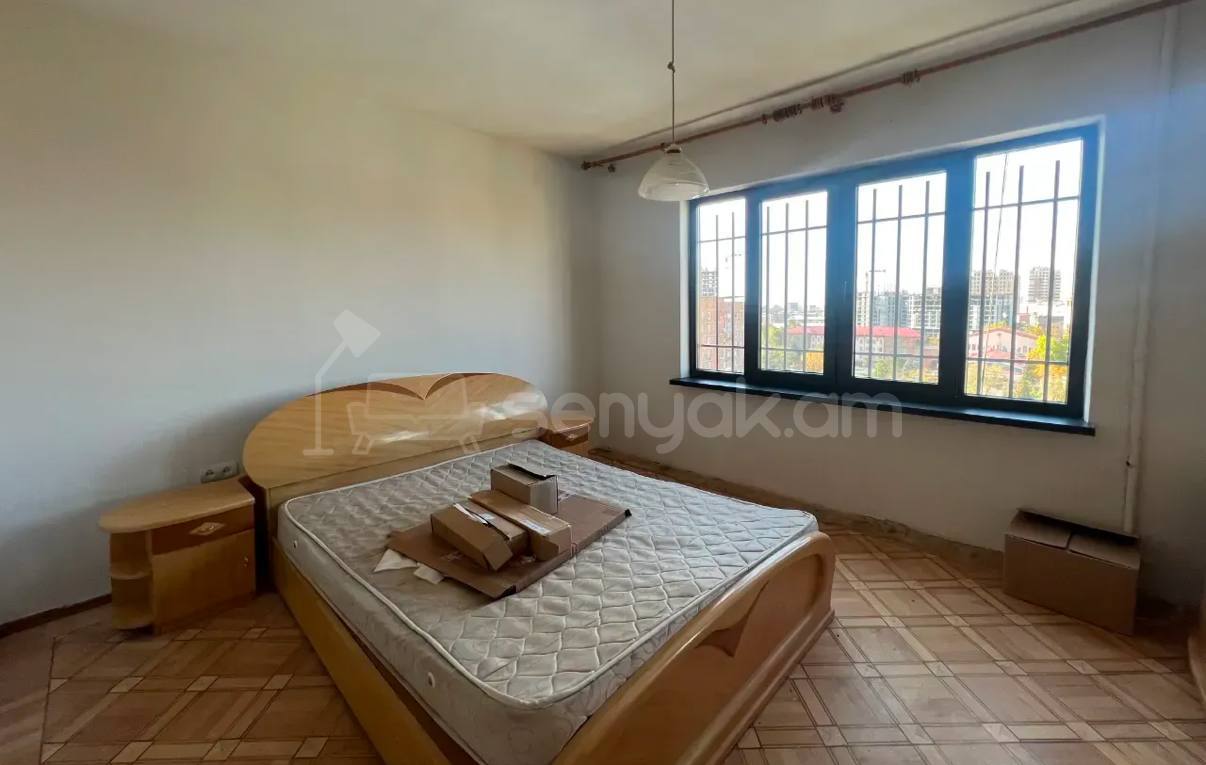 2 Սենյականոց Բնակարան, 68քմ, 9/9 հարկ, Նորմալ Վիճակում, Կահավորված
