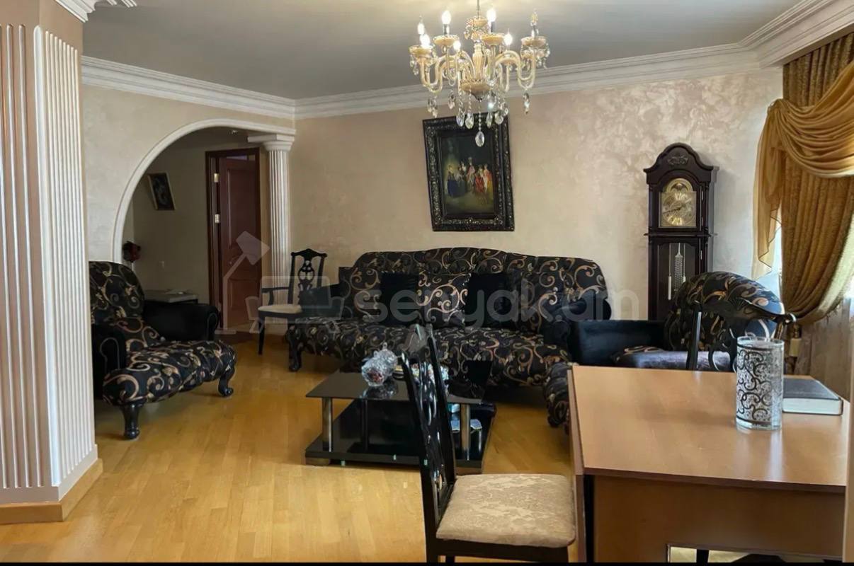 4 Սենյականոց Բնակարան, 100քմ, 3/13 հարկ, Կապիտալ Վերանորոգված