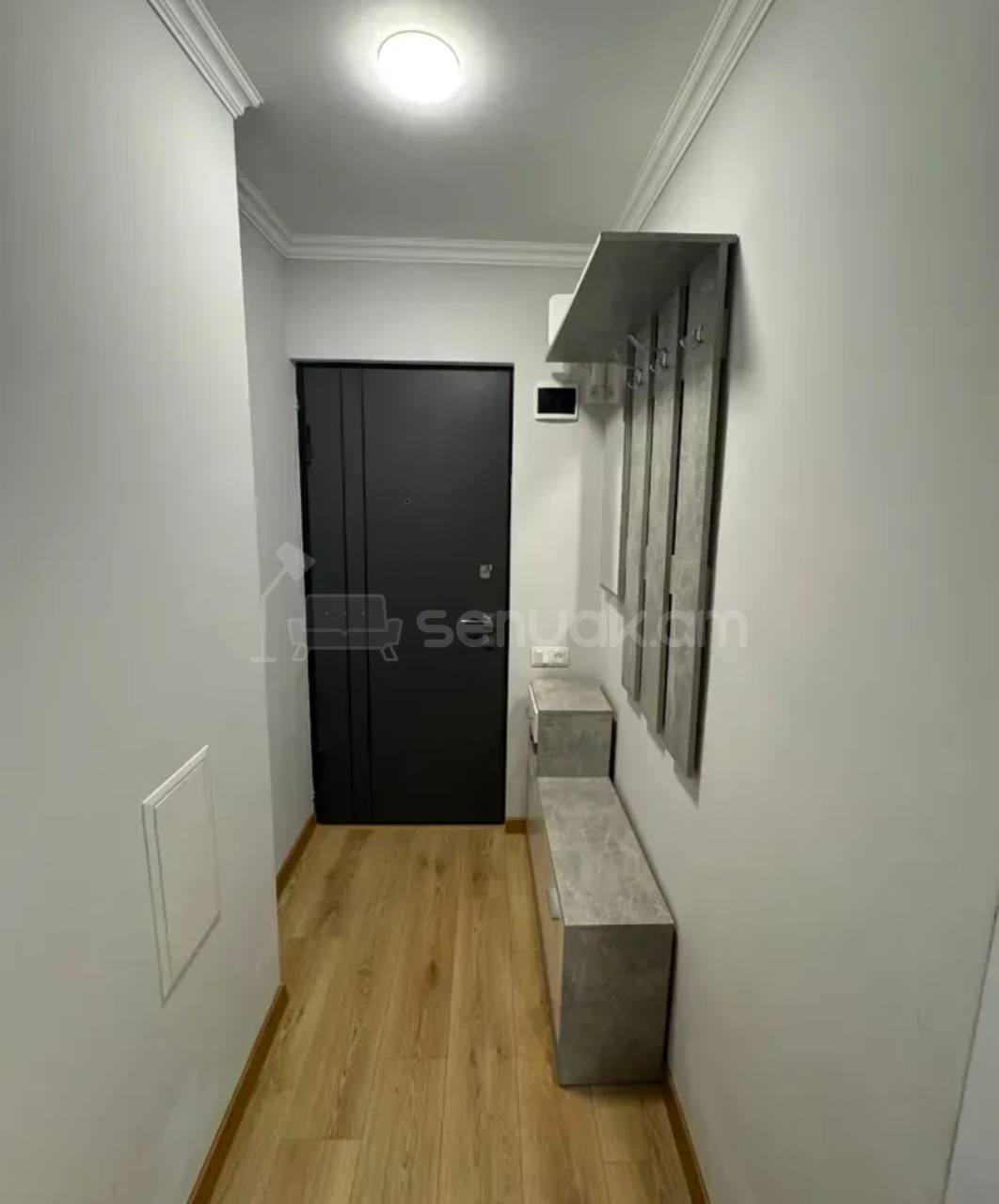 2 Սենյականոց Բնակարան Քարե Շենքում, 60քմ, 4/5 հարկ, Կապիտալ Վերանորոգված, Կահավորված